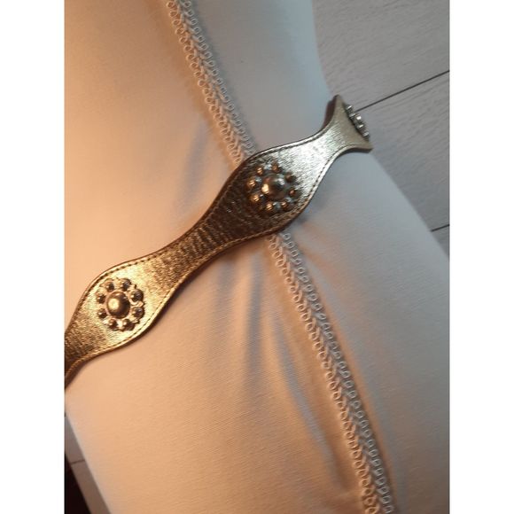 Justin Ladies Vintage Leather Belt Western Gold Toned Conchos Size 32 B - Picture 4 of 6